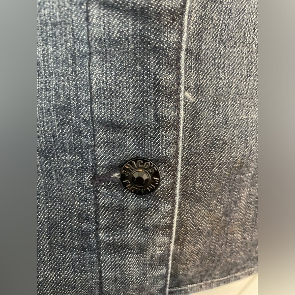 Chico’s Custom Embroidered Cat Jean Jacket size 1 Medium - Picture 5 of 6